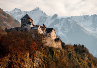Liechtenstein karttataulut ja Liechtenstein karttajulisteet - Nensa